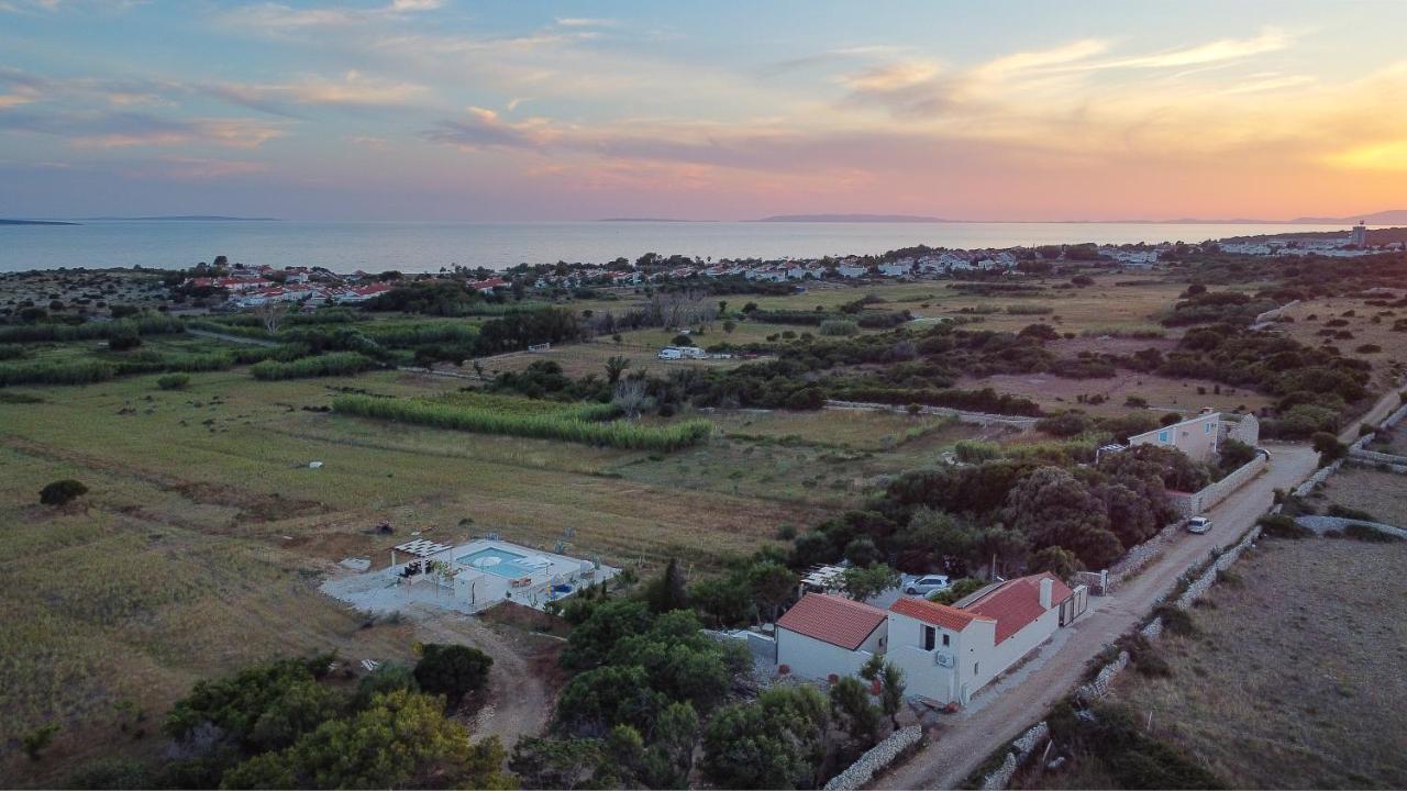 Villa Slatina Near Zrce Beach Novalja Exterior foto